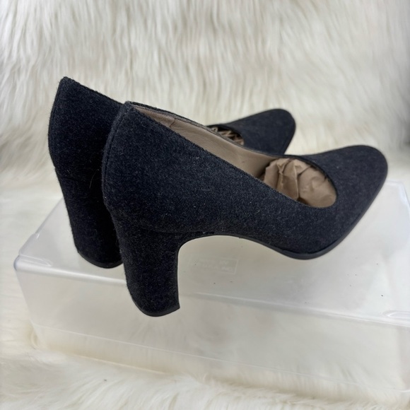 PHYLLIS POLAND Classic Black Heels by Franco Sarto - Picture 3 of 9